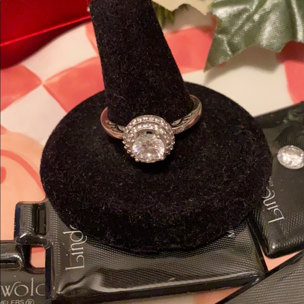 Unique Diamond Ring - image 5